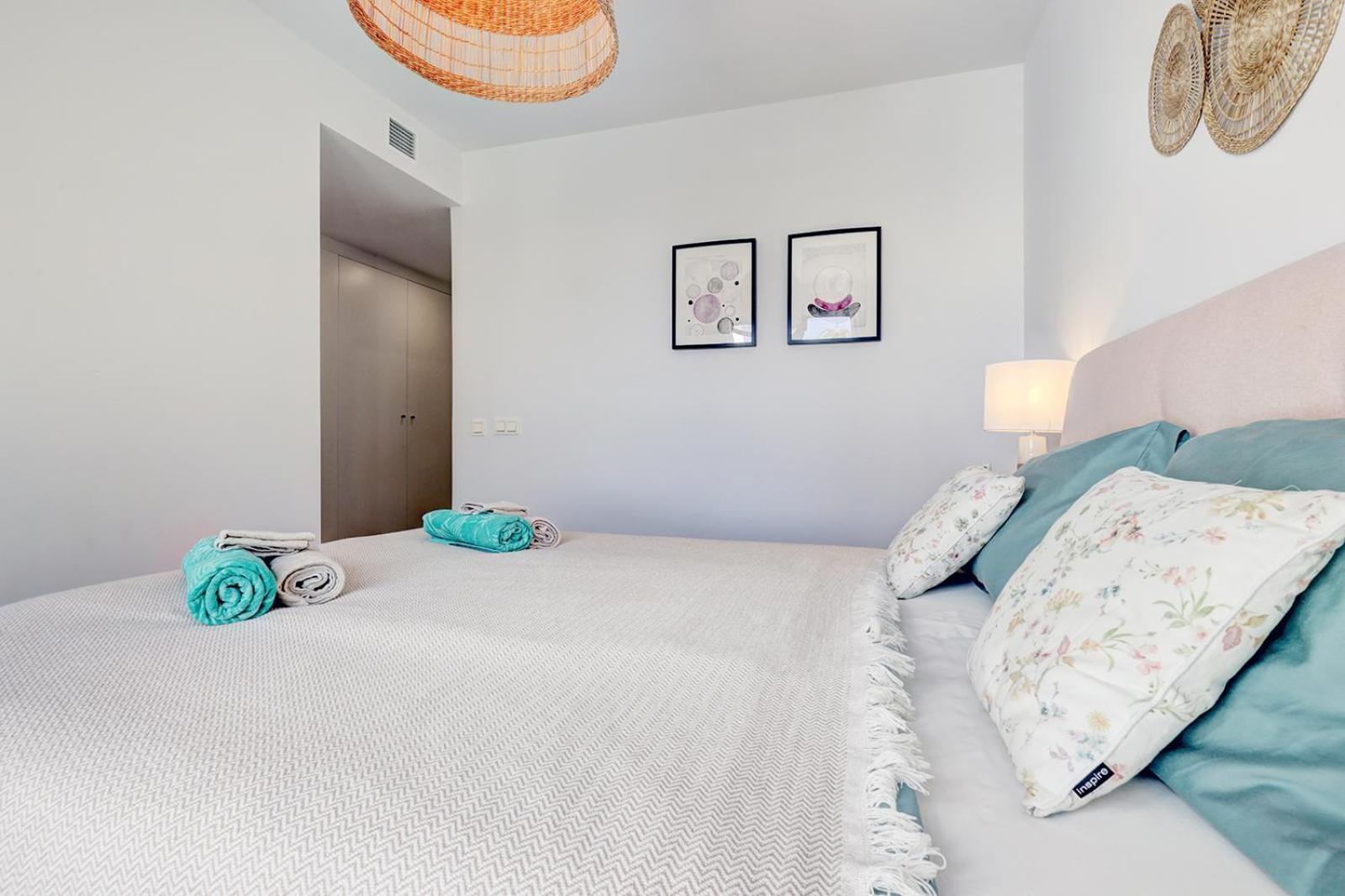 Estepona Place - Spacious Family City Apartment المظهر الخارجي الصورة