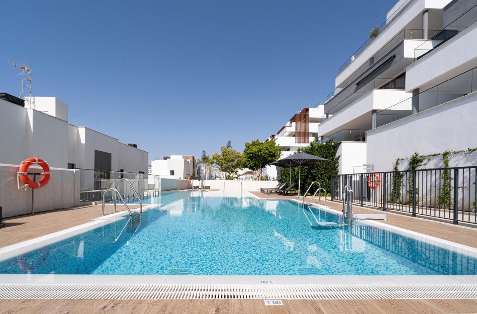 Estepona Place - Spacious Family City Apartment المظهر الخارجي الصورة